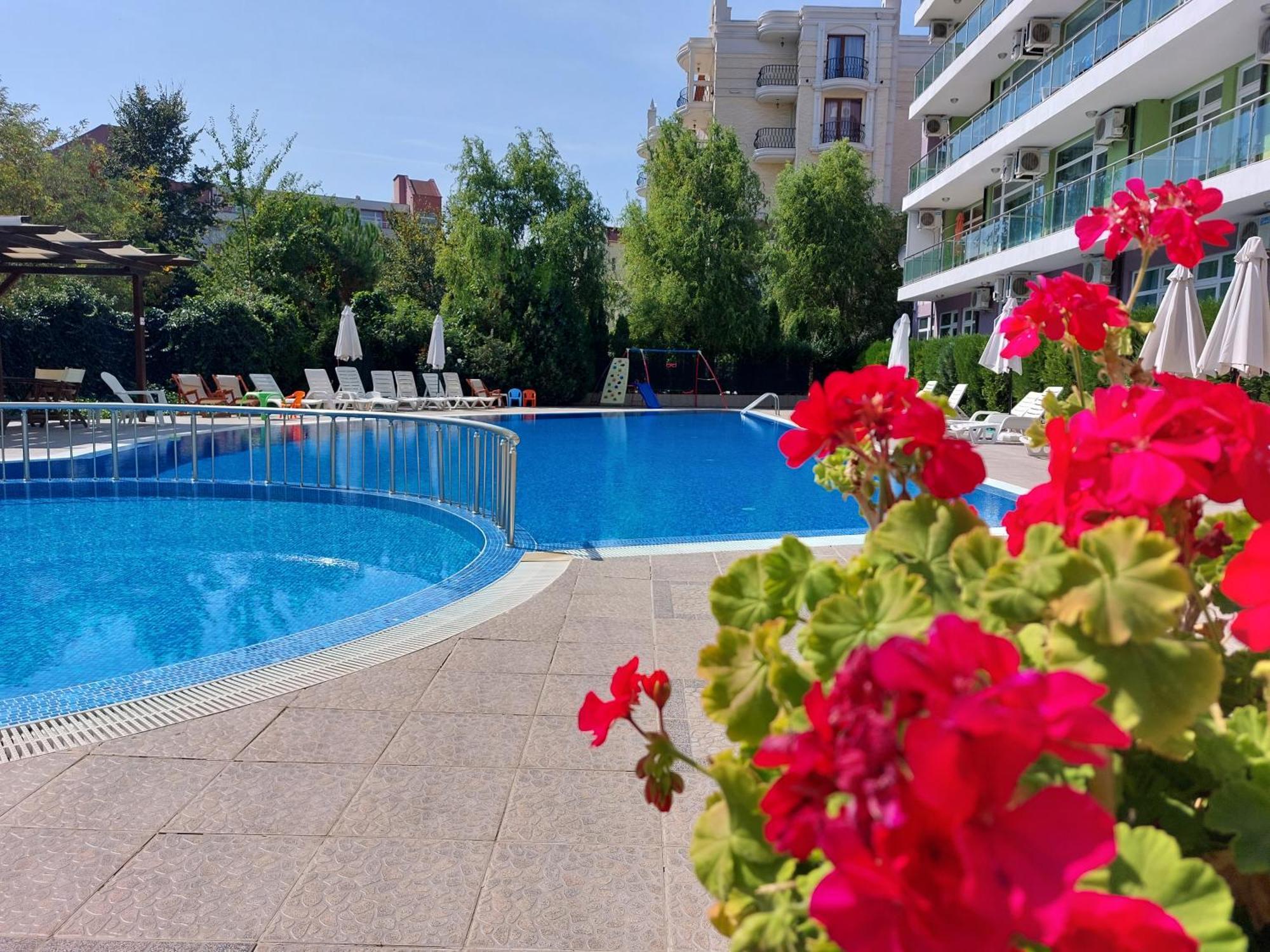 Family Apartments In Solmarin Sunny Beach Dış mekan fotoğraf