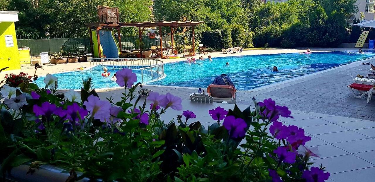 Family Apartments In Solmarin Sunny Beach Dış mekan fotoğraf