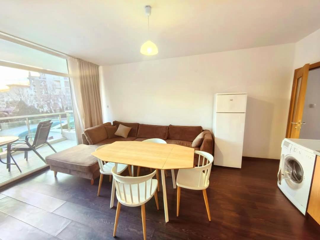 Family Apartments In Solmarin Sunny Beach Oda fotoğraf